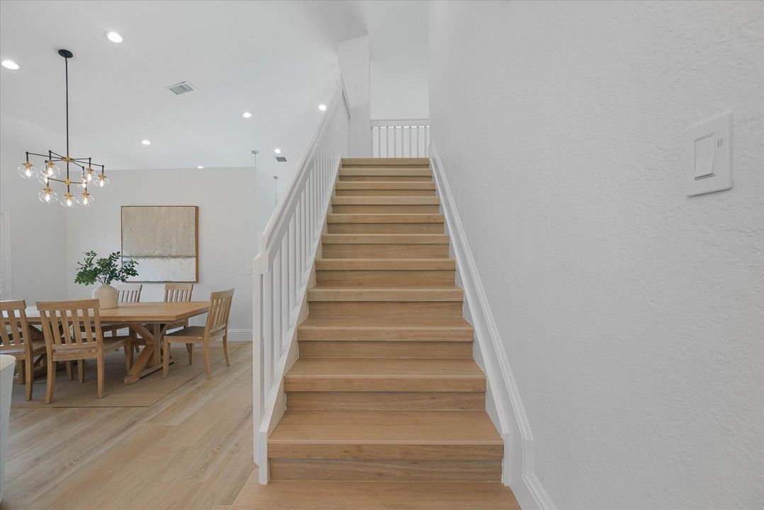 En Renta: $12,500 (4 camas, 2 baños, 2442 Pies cuadrados)