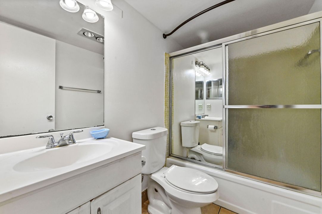 For Sale: $57,000 (1 beds, 1 baths, 570 Square Feet)