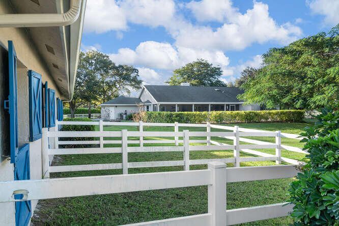 待售: $2,995,000 (4 贝兹, 2 浴室, 2470 平方英尺)