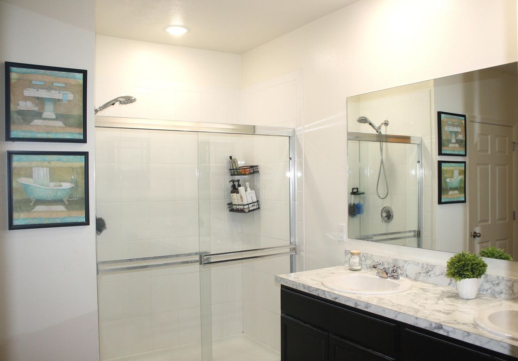 待售: $367,000 (4 贝兹, 2 浴室, 1846 平方英尺)