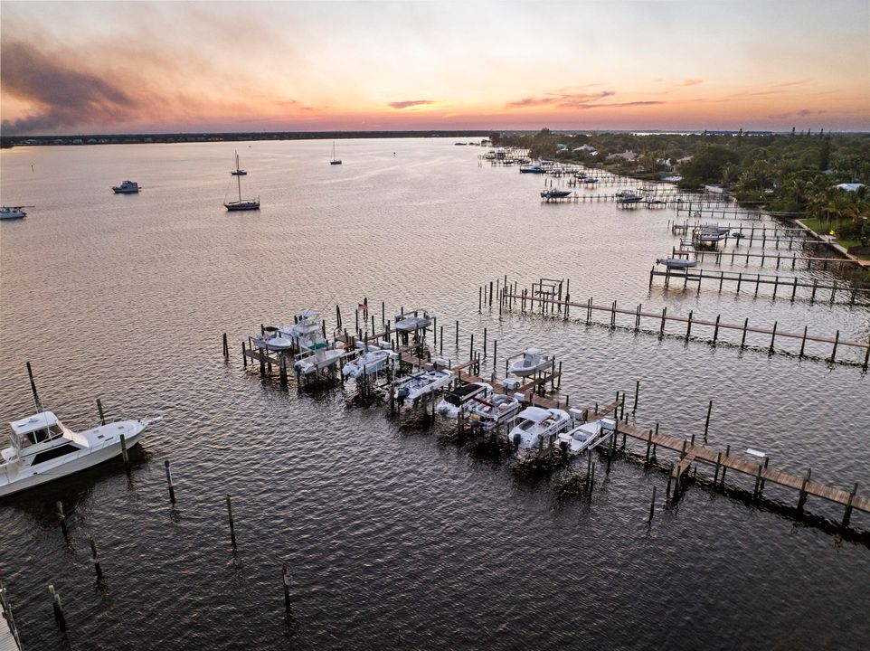 For Sale: $674,888 (2 beds, 2 baths, 1570 Square Feet)