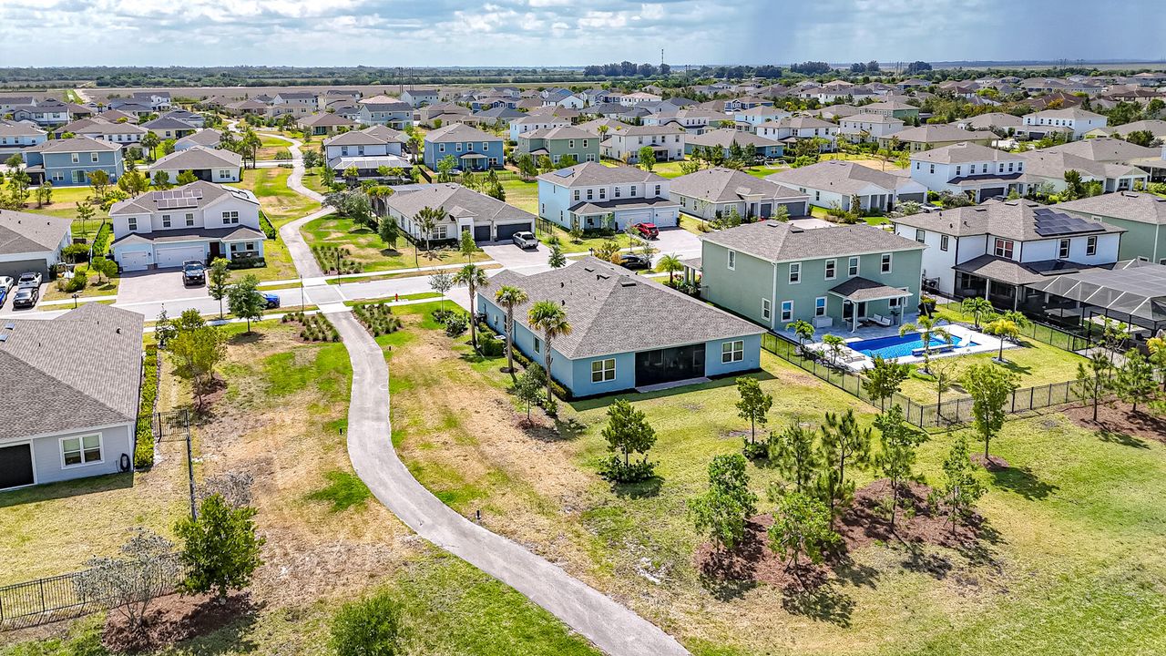 Active With Contract: $679,900 (4 beds, 3 baths, 2555 Square Feet)