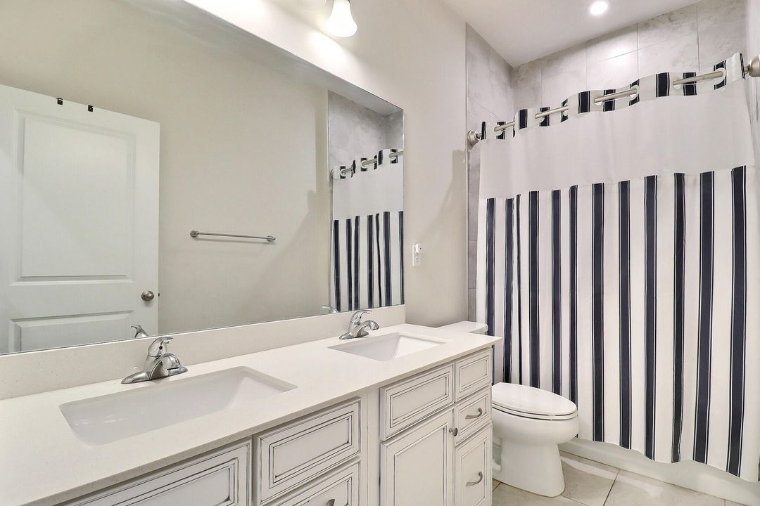 Active With Contract: $679,900 (4 beds, 3 baths, 2555 Square Feet)