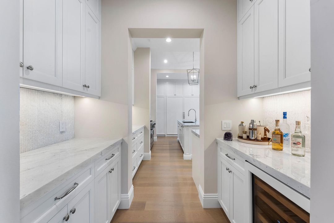 En Venta: $19,500,000 (7 camas, 9 baños, 9965 Pies cuadrados)