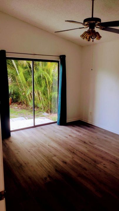 En Venta: $399,999 (3 camas, 2 baños, 1354 Pies cuadrados)