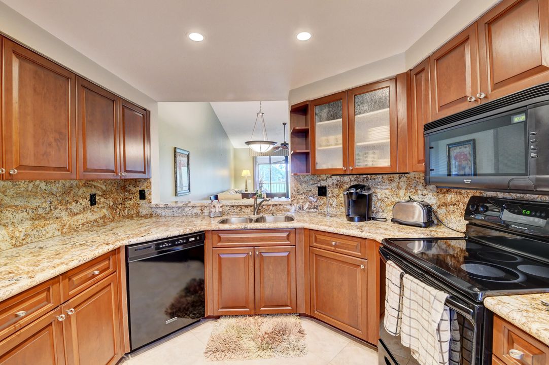 For Rent: $8,500 (2 beds, 2 baths, 1321 Square Feet)