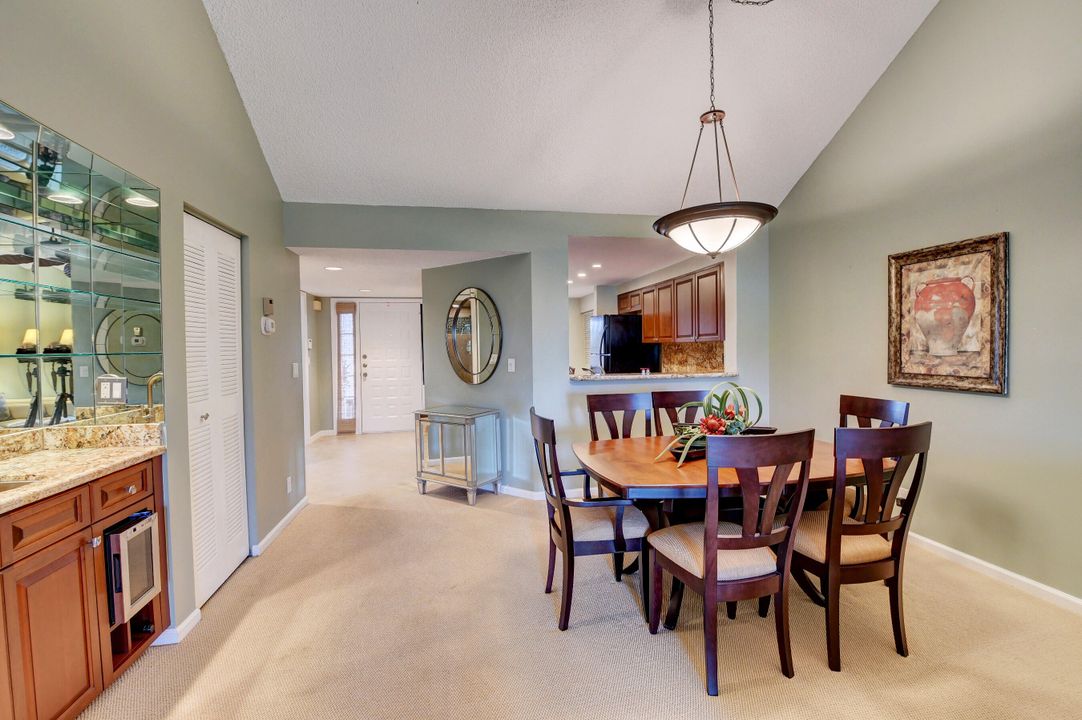 For Rent: $8,500 (2 beds, 2 baths, 1321 Square Feet)