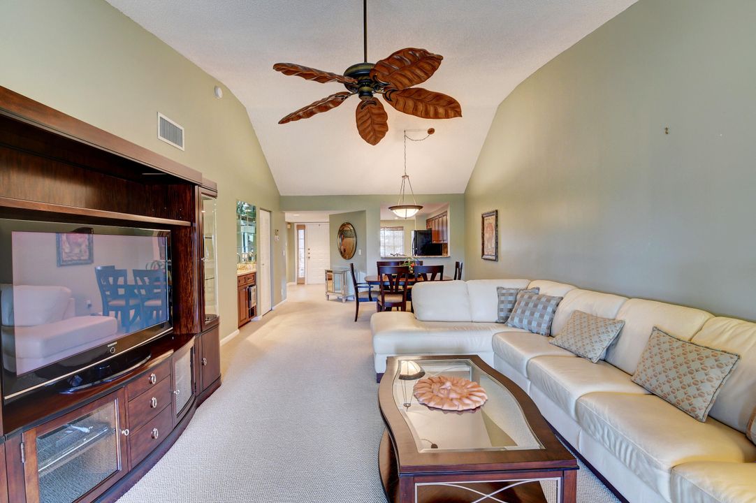 For Rent: $8,500 (2 beds, 2 baths, 1321 Square Feet)