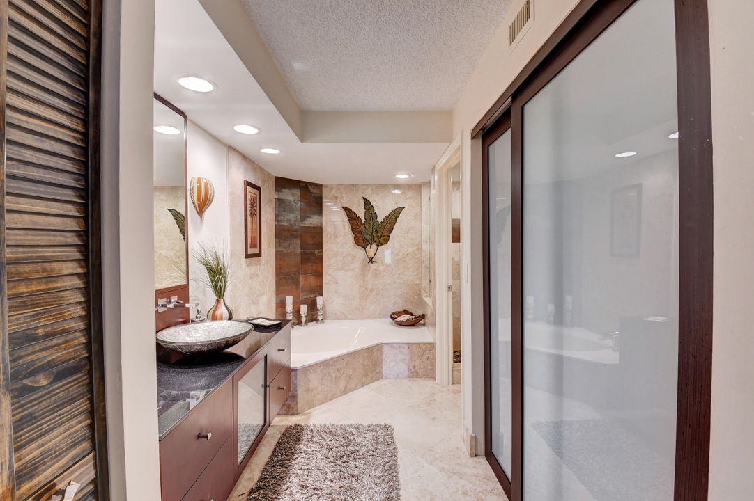 For Rent: $8,500 (2 beds, 2 baths, 1321 Square Feet)