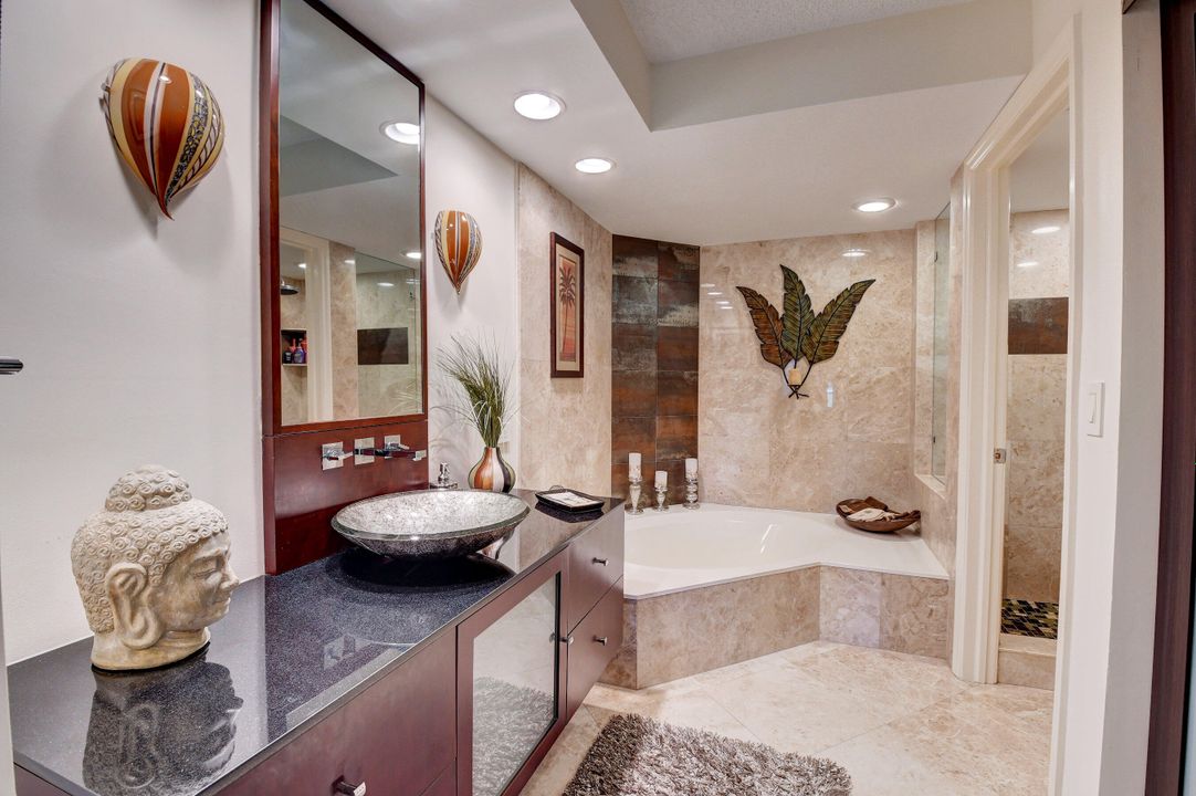 For Rent: $8,500 (2 beds, 2 baths, 1321 Square Feet)