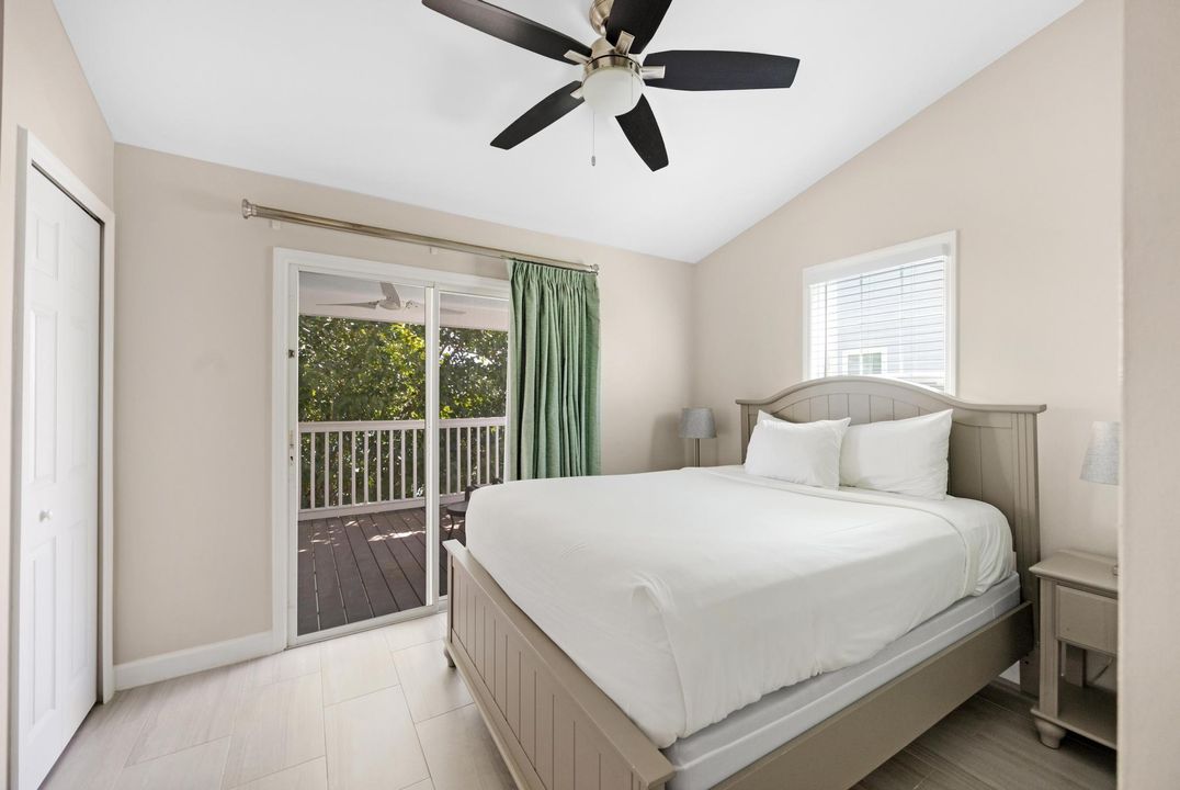 For Sale: $699,900 (2 beds, 1 baths, 900 Square Feet)