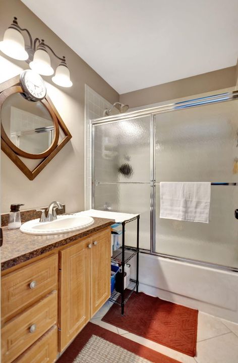 Active With Contract: $299,000 (2 beds, 2 baths, 888 Square Feet)