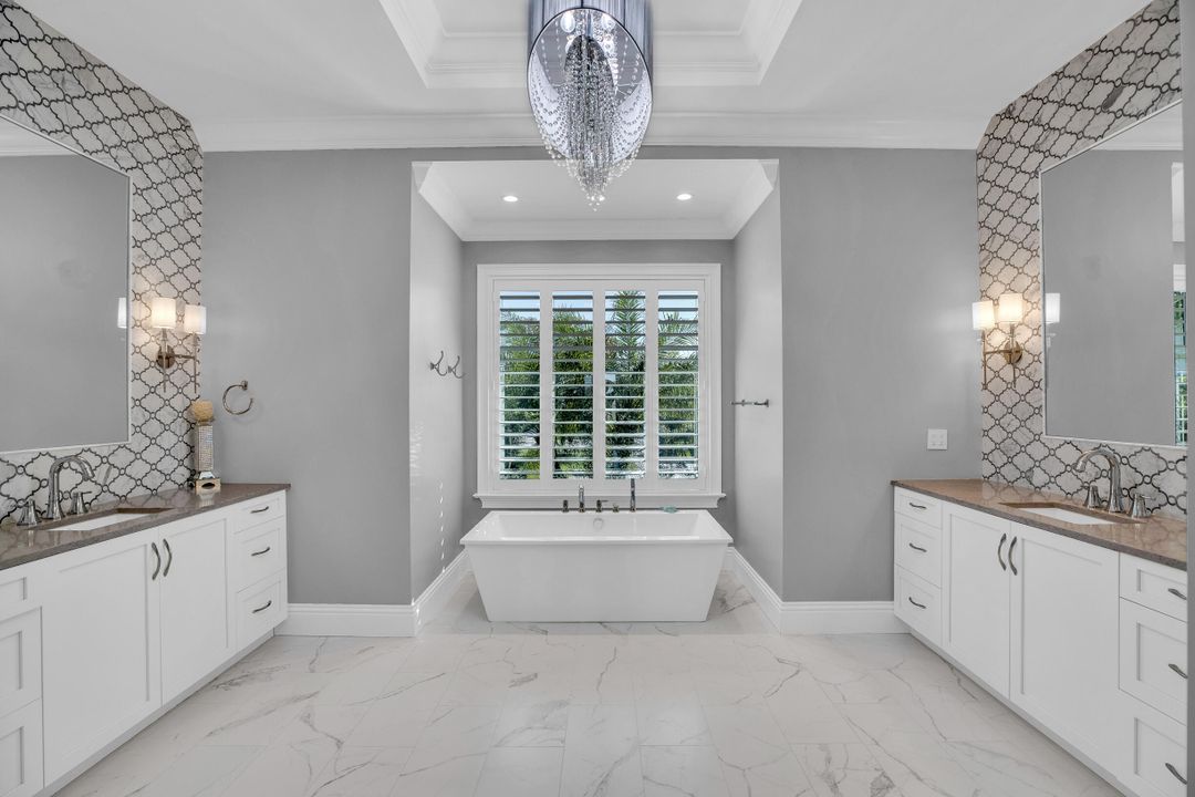 Active With Contract: $1,785,000 (3 beds, 3 baths, 2965 Square Feet)