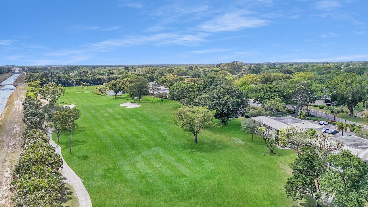 For Sale: $62,000 (2 beds, 2 baths, 1388 Square Feet)