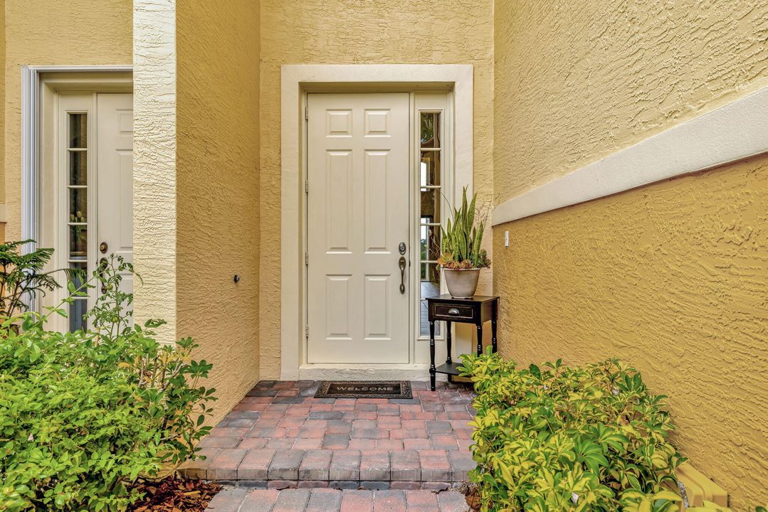 待售: $749,900 (3 贝兹, 3 浴室, 2750 平方英尺)