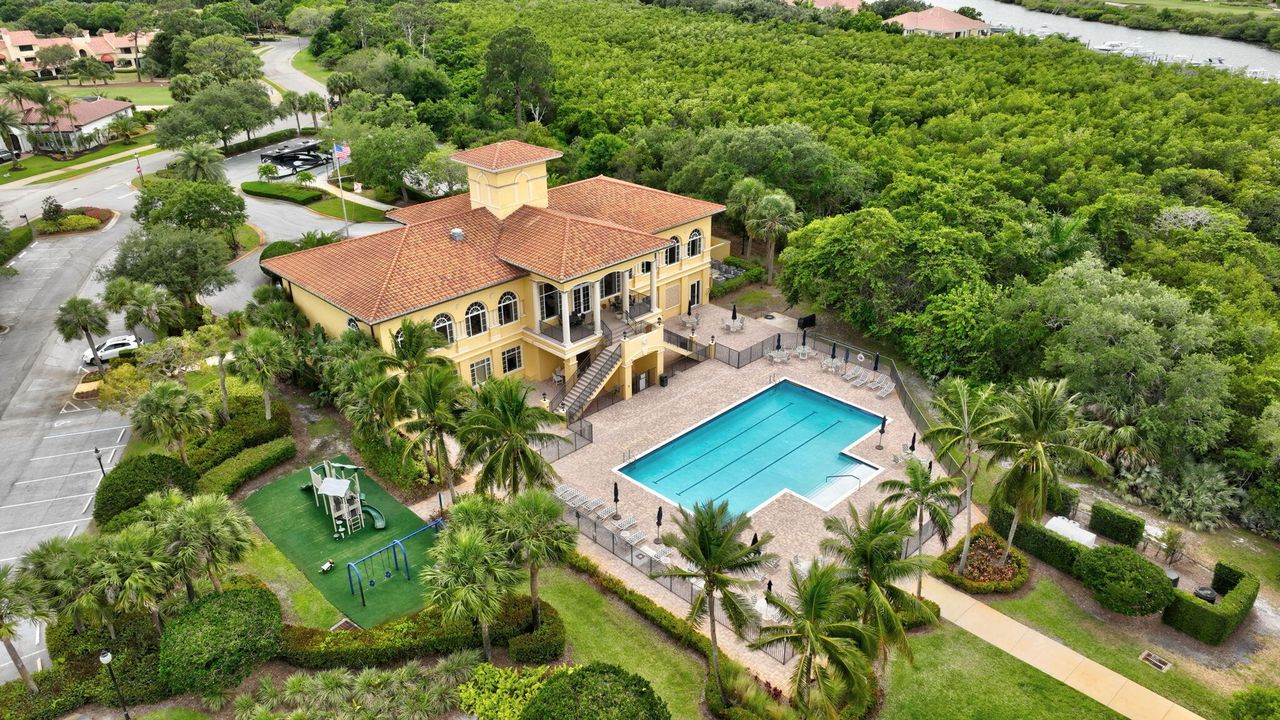 待售: $749,900 (3 贝兹, 3 浴室, 2750 平方英尺)