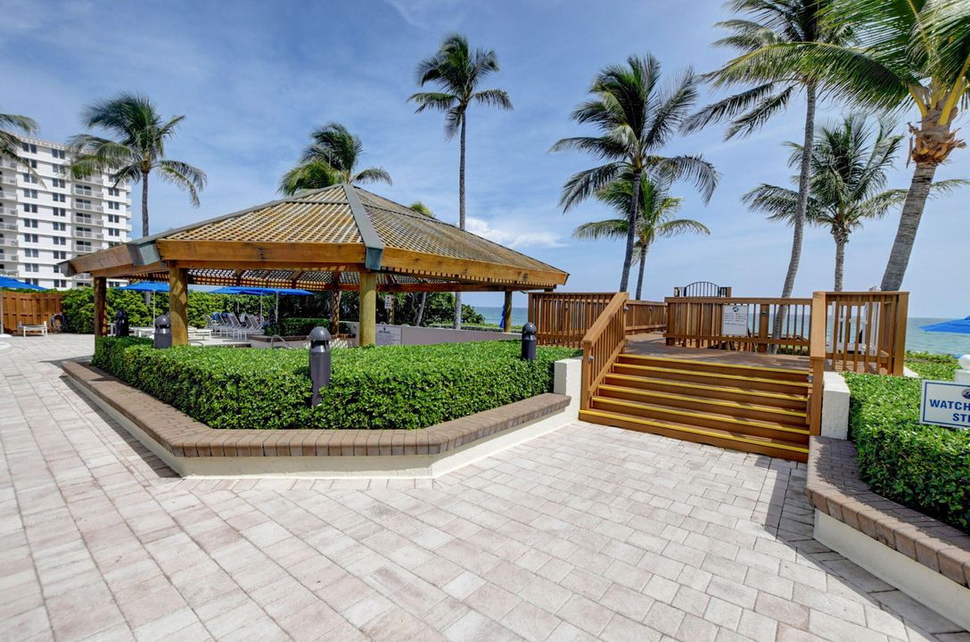 Под контрактом: $9,500 (2 спален, 2 ванн, 1449 Квадратных фут)