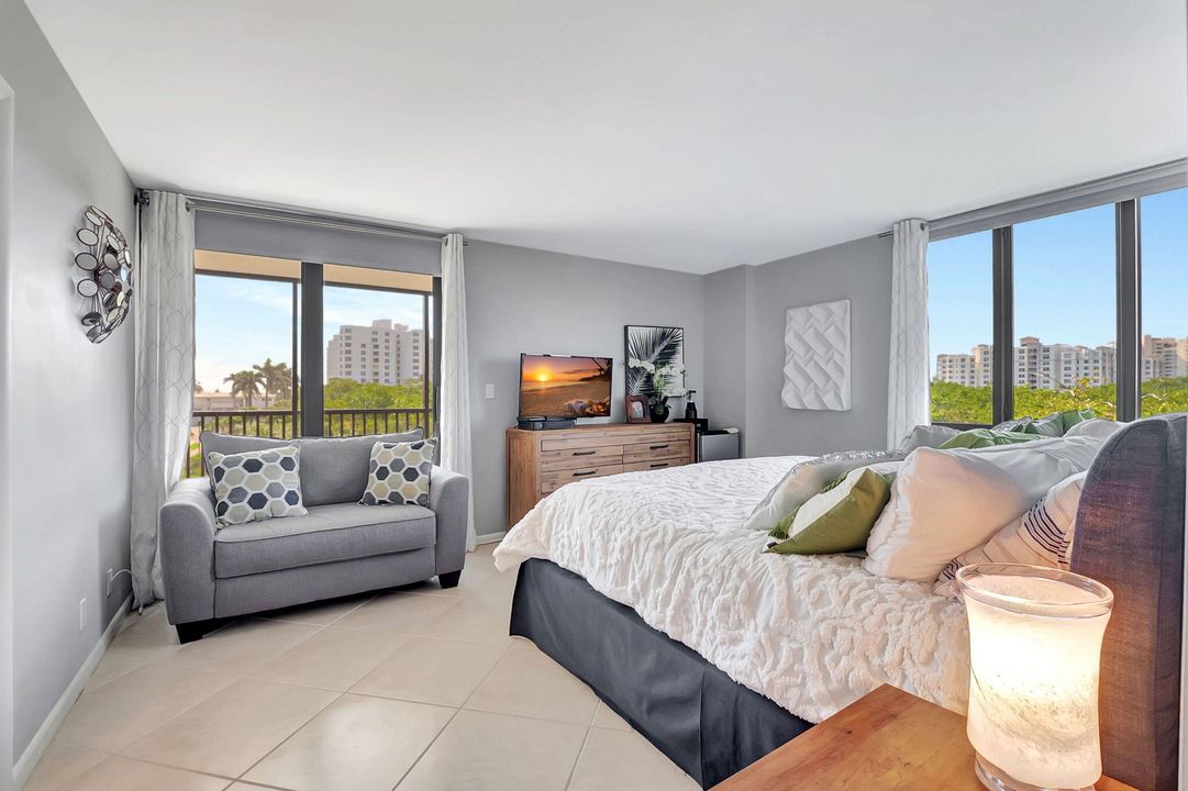 Под контрактом: $9,500 (2 спален, 2 ванн, 1449 Квадратных фут)