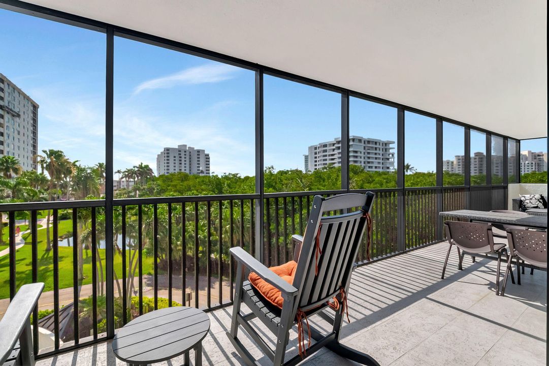 Под контрактом: $9,500 (2 спален, 2 ванн, 1449 Квадратных фут)