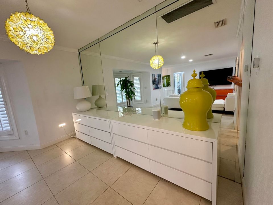 For Rent: $6,250 (2 beds, 2 baths, 1778 Square Feet)