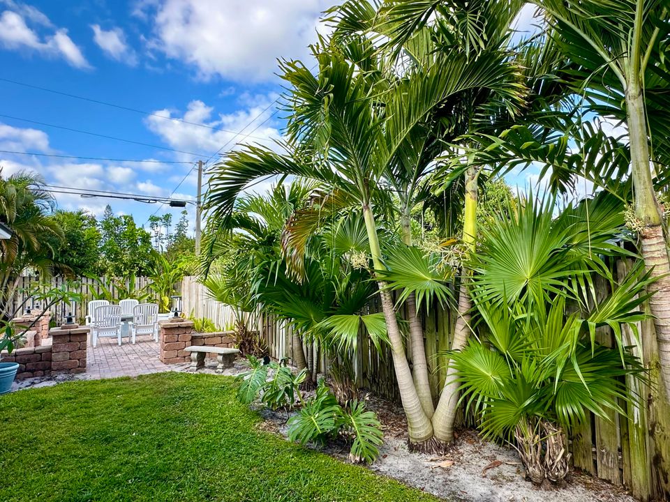 For Rent: $6,250 (2 beds, 2 baths, 1778 Square Feet)