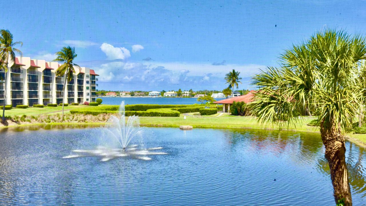 На продажу: $365,000 (2 спален, 2 ванн, 1414 Квадратных фут)