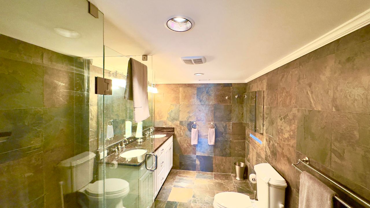 На продажу: $365,000 (2 спален, 2 ванн, 1414 Квадратных фут)