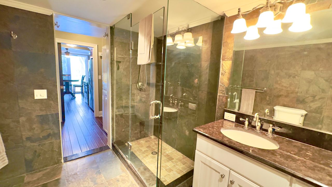 На продажу: $365,000 (2 спален, 2 ванн, 1414 Квадратных фут)