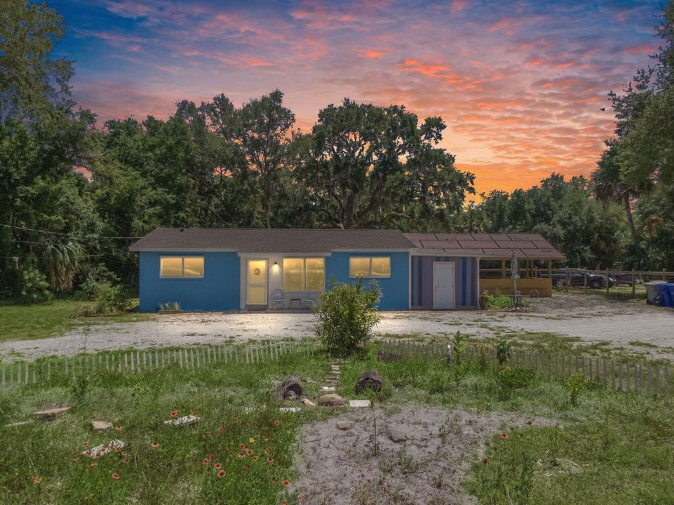 En Renta: $2,200 (3 camas, 2 baños, 1026 Pies cuadrados)