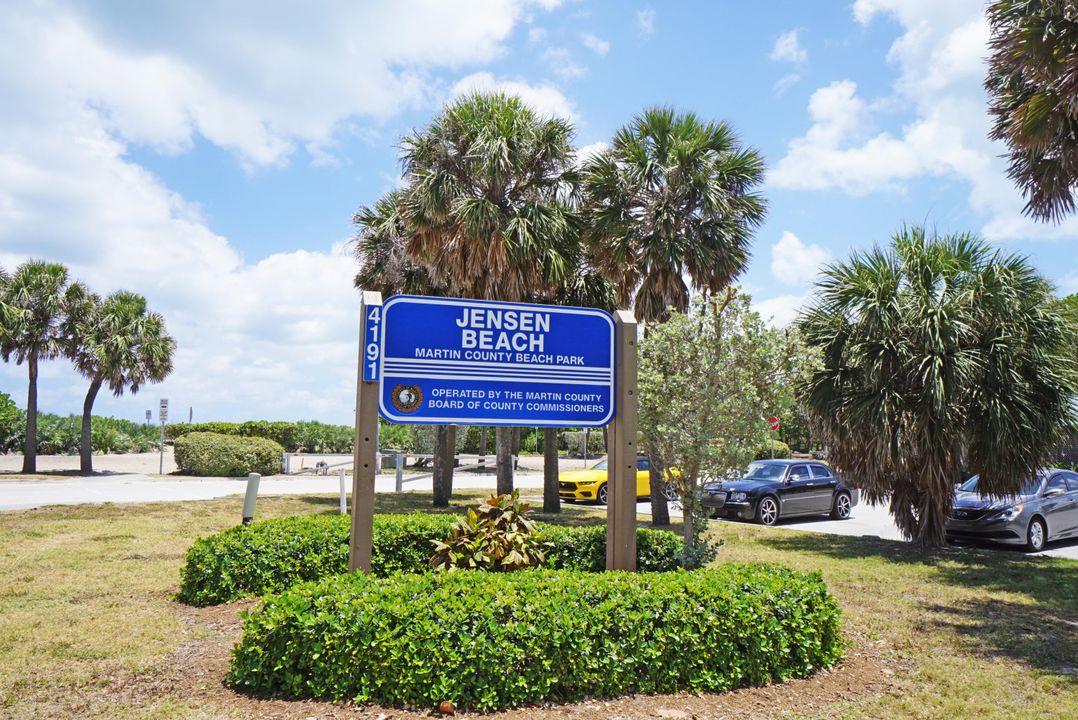 Под контрактом: $204,900 (2 спален, 2 ванн, 1065 Квадратных фут)