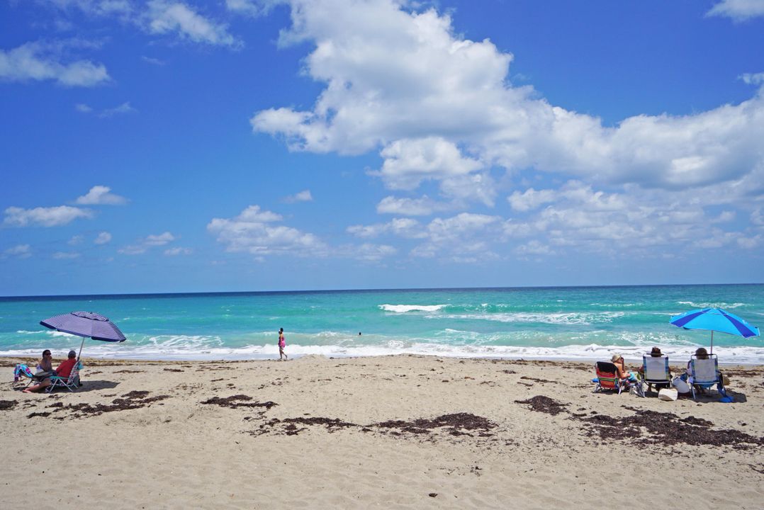 Под контрактом: $204,900 (2 спален, 2 ванн, 1065 Квадратных фут)