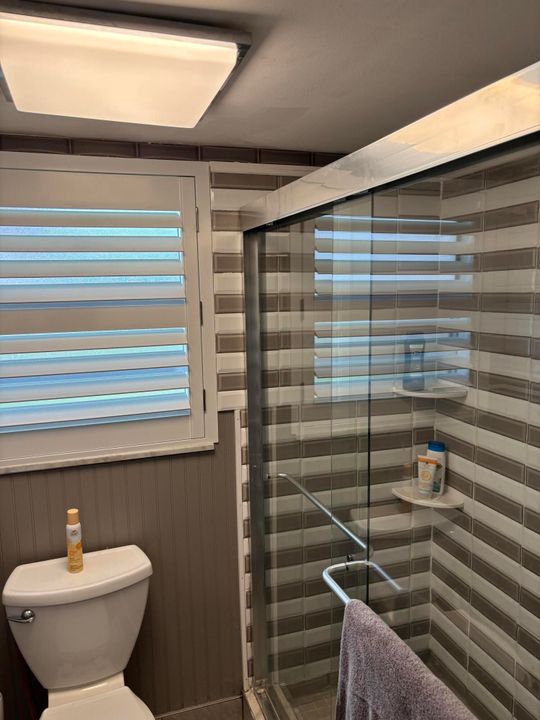 Active With Contract: $169,000 (1 beds, 1 baths, 660 Square Feet)