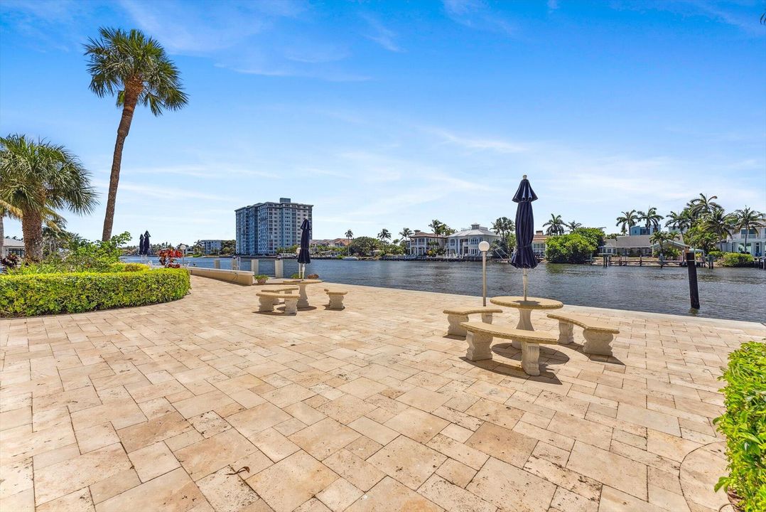 Active With Contract: $1,400,000 (2 beds, 2 baths, 1729 Square Feet)