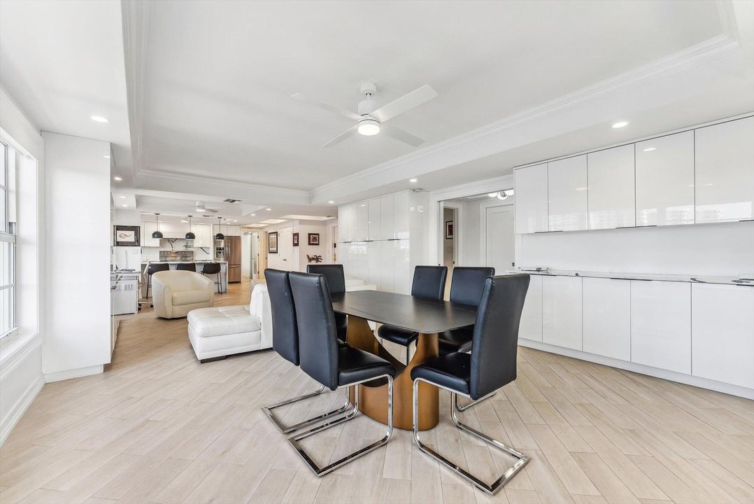 Active With Contract: $1,400,000 (2 beds, 2 baths, 1729 Square Feet)