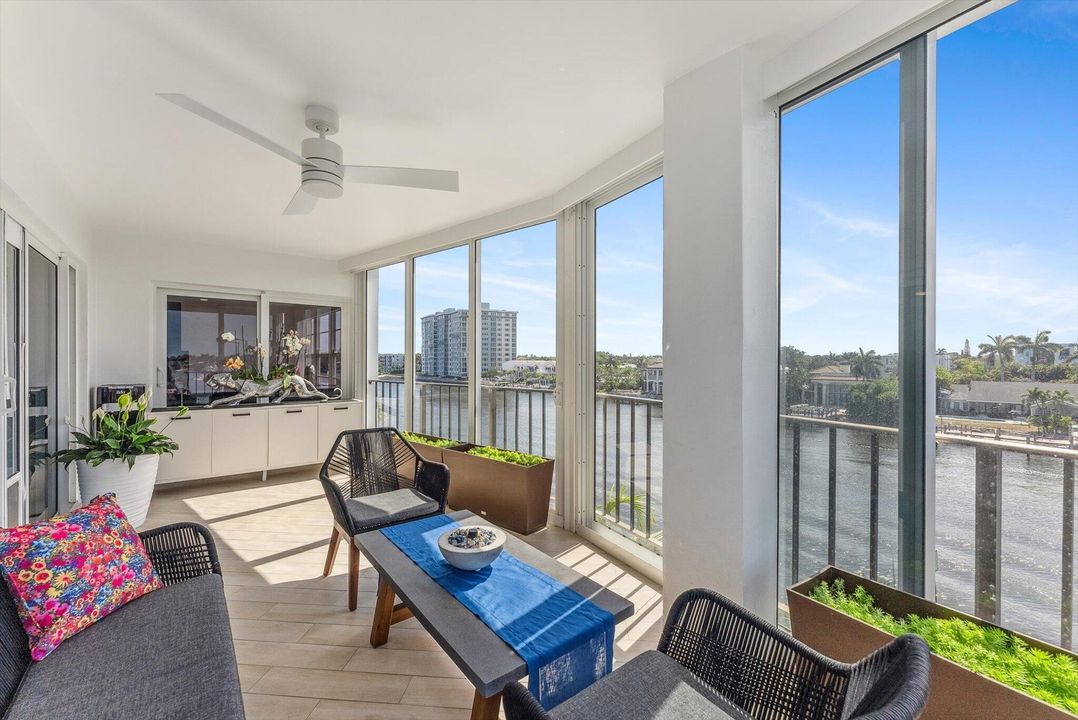 Active With Contract: $1,400,000 (2 beds, 2 baths, 1729 Square Feet)