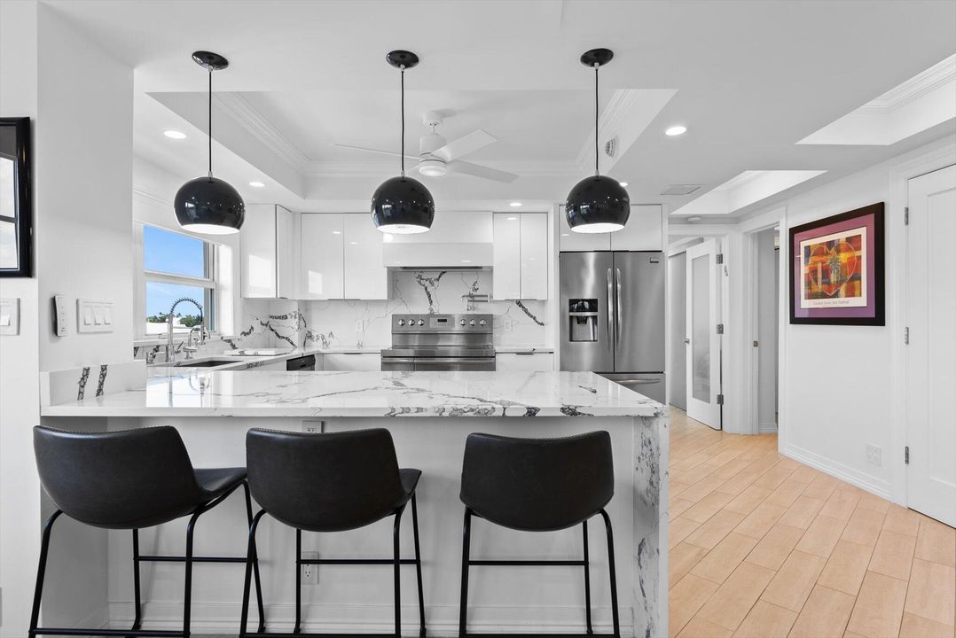 Active With Contract: $1,400,000 (2 beds, 2 baths, 1729 Square Feet)