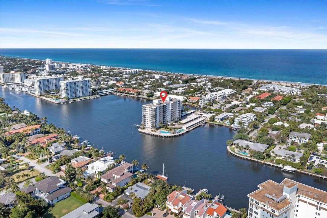 Active With Contract: $1,400,000 (2 beds, 2 baths, 1729 Square Feet)