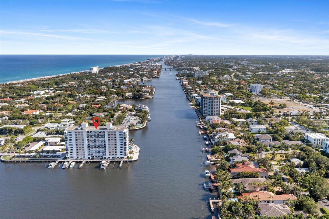 Active With Contract: $1,400,000 (2 beds, 2 baths, 1729 Square Feet)