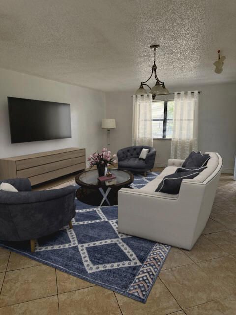 Под контрактом: $184,000 (2 спален, 2 ванн, 1112 Квадратных фут)