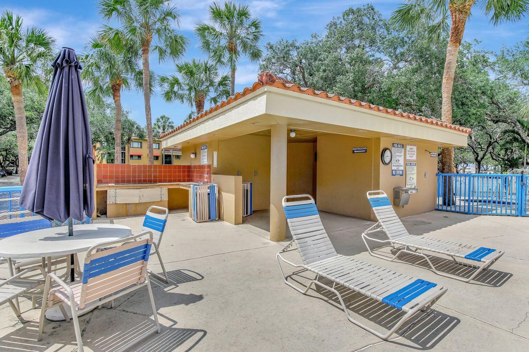 For Sale: $374,900 (3 beds, 2 baths, 1240 Square Feet)