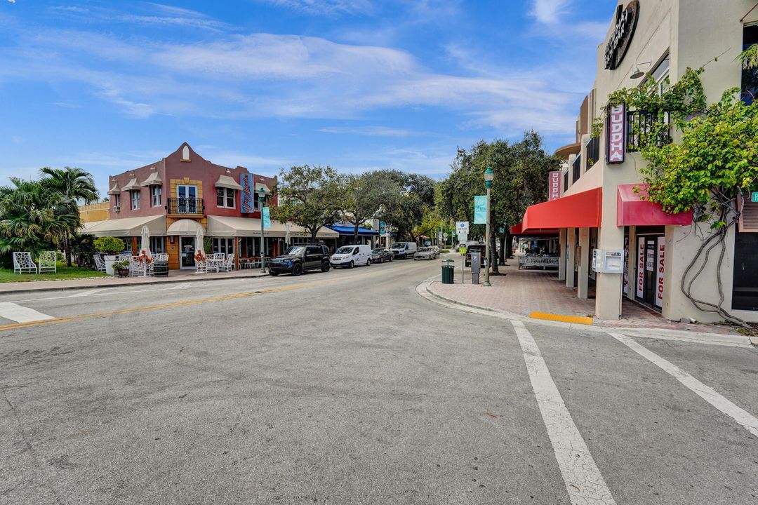 Под контрактом: $15,000 (2 спален, 2 ванн, 1886 Квадратных фут)