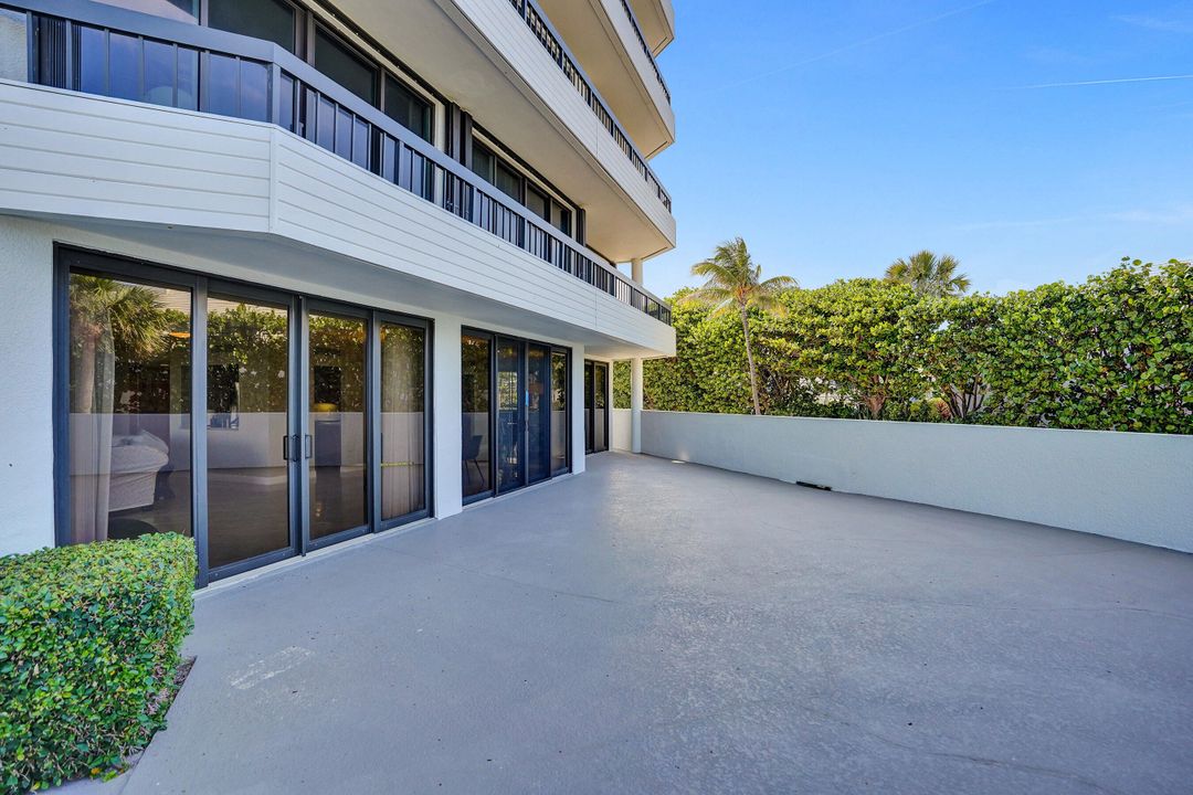 Под контрактом: $15,000 (2 спален, 2 ванн, 1886 Квадратных фут)