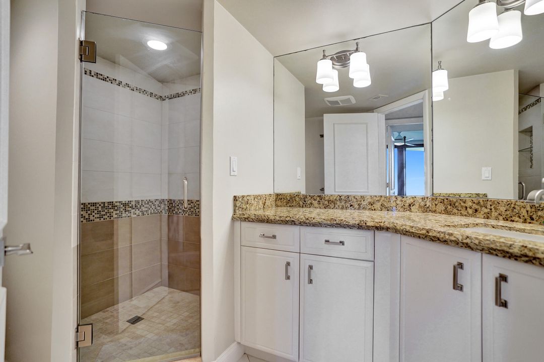 Под контрактом: $15,000 (2 спален, 2 ванн, 1886 Квадратных фут)