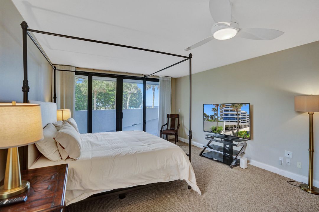 Под контрактом: $15,000 (2 спален, 2 ванн, 1886 Квадратных фут)