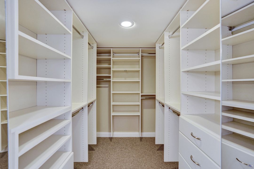 Под контрактом: $15,000 (2 спален, 2 ванн, 1886 Квадратных фут)