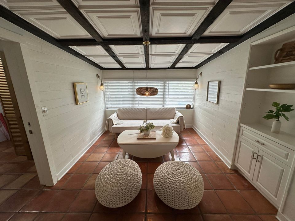 For Rent: $4,750 (3 beds, 2 baths, 2054 Square Feet)