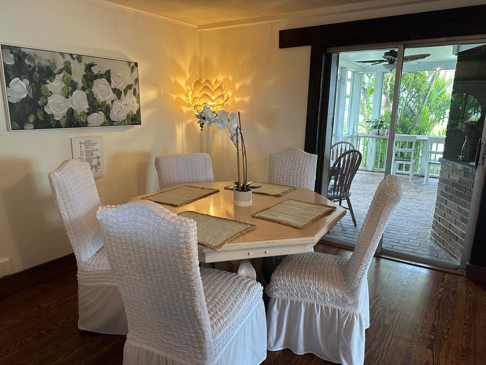 For Rent: $4,750 (3 beds, 2 baths, 2054 Square Feet)