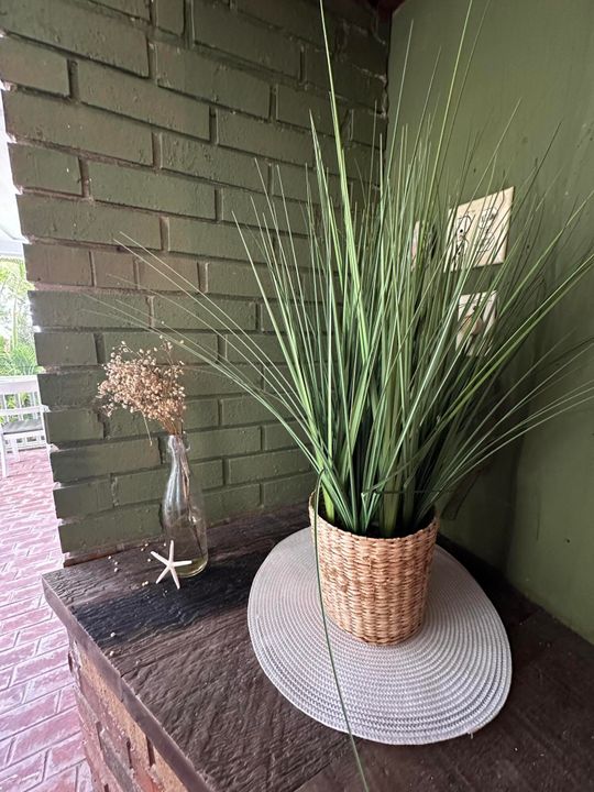 For Rent: $4,750 (3 beds, 2 baths, 2054 Square Feet)