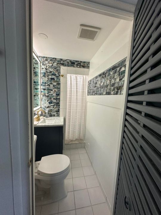 For Rent: $4,750 (3 beds, 2 baths, 2054 Square Feet)