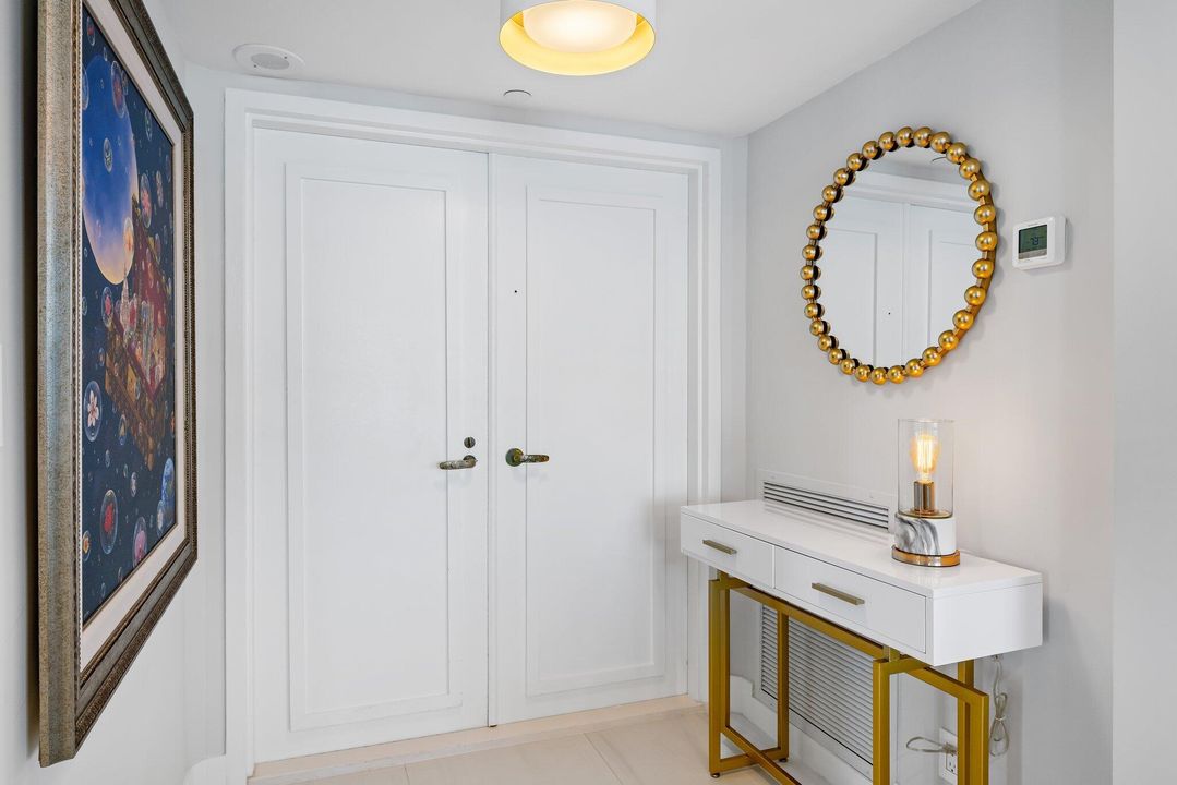 合同活跃: $13,000 (2 贝兹, 2 浴室, 1642 平方英尺)